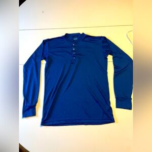 Patagonia small blue 1/4 button down women’s long sleeve shirt